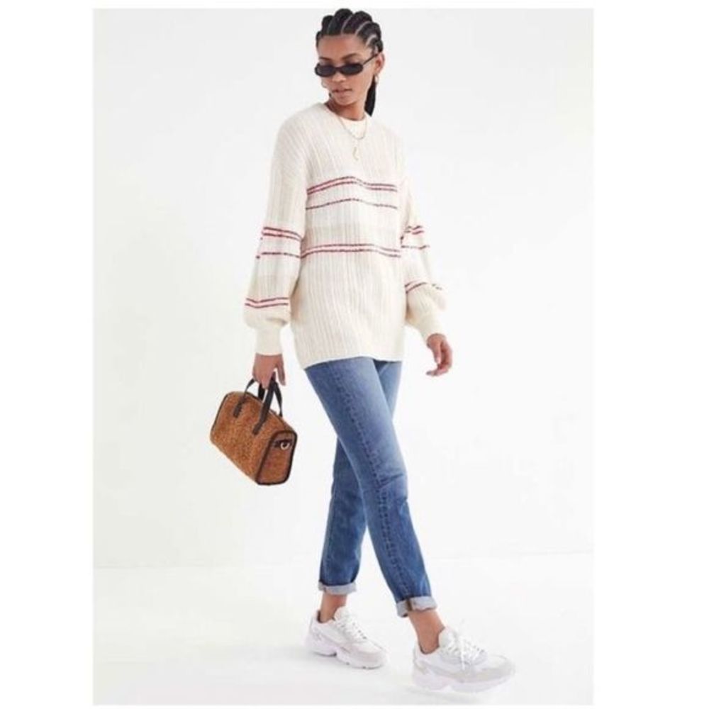 Urban Outfitters Snuggle Up Striped Tunic Sweater Size Medium Cream & Red Stripe